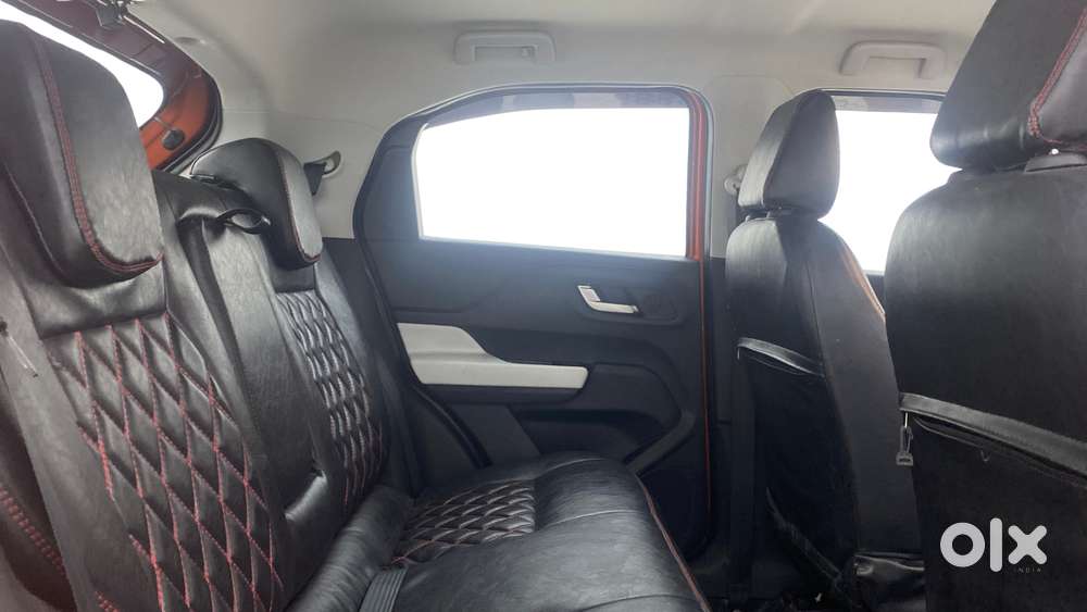 Tata Punch Creative Amt, 2022, Petrol