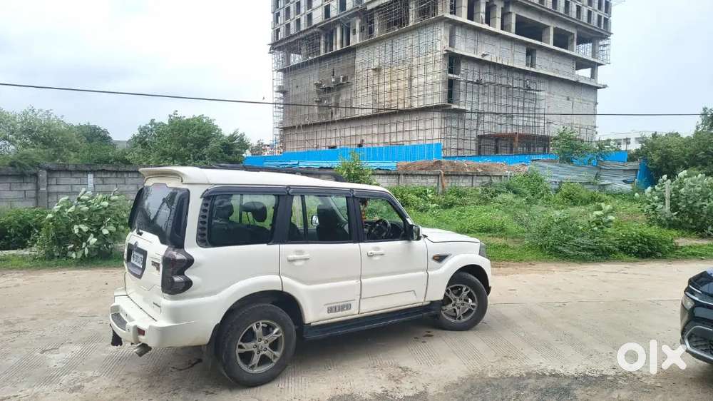 Mahindra Scorpio S10 2018 Diesel
Less Driven 98000 Km Driven
Top Model