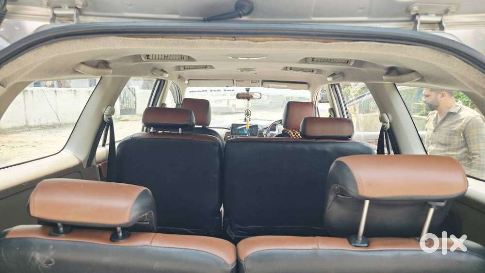 Toyota Innova 2.5 G (diesel) 8 Seater, 2016, Diesel