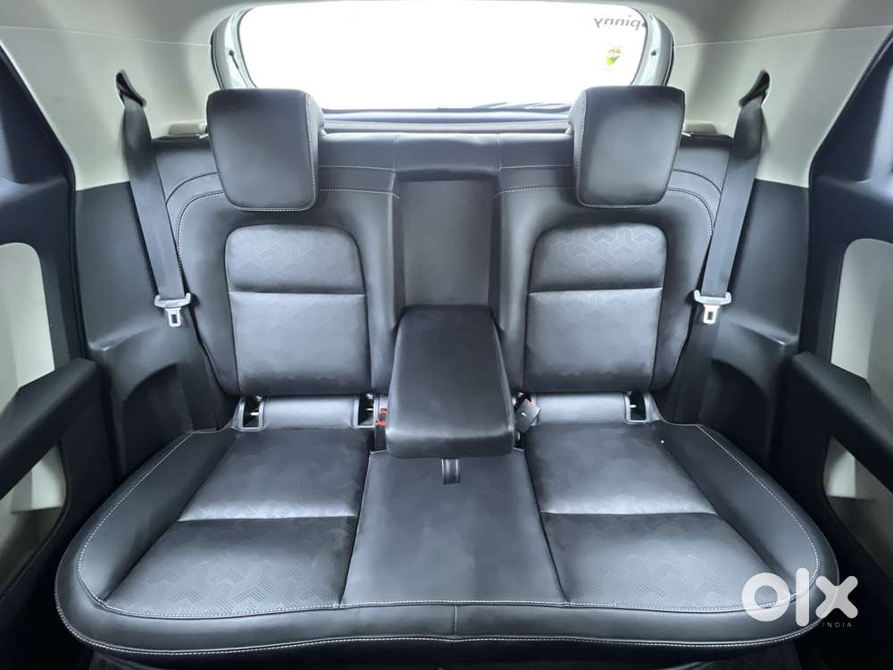 Tata Altroz 1.2 Xza Plus, 2022, Petrol