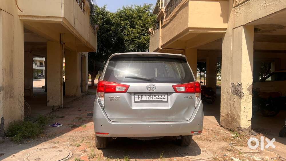 Toyota Innova Crysta 2016