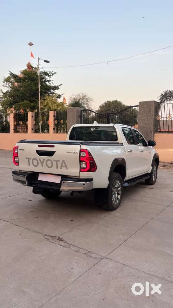 Toyota Hilux 2.8 High 4x4 Mt, 2026, Diesel