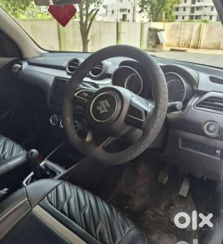 Maruti Suzuki Swift 2021 Petrol 75000 Km Driven