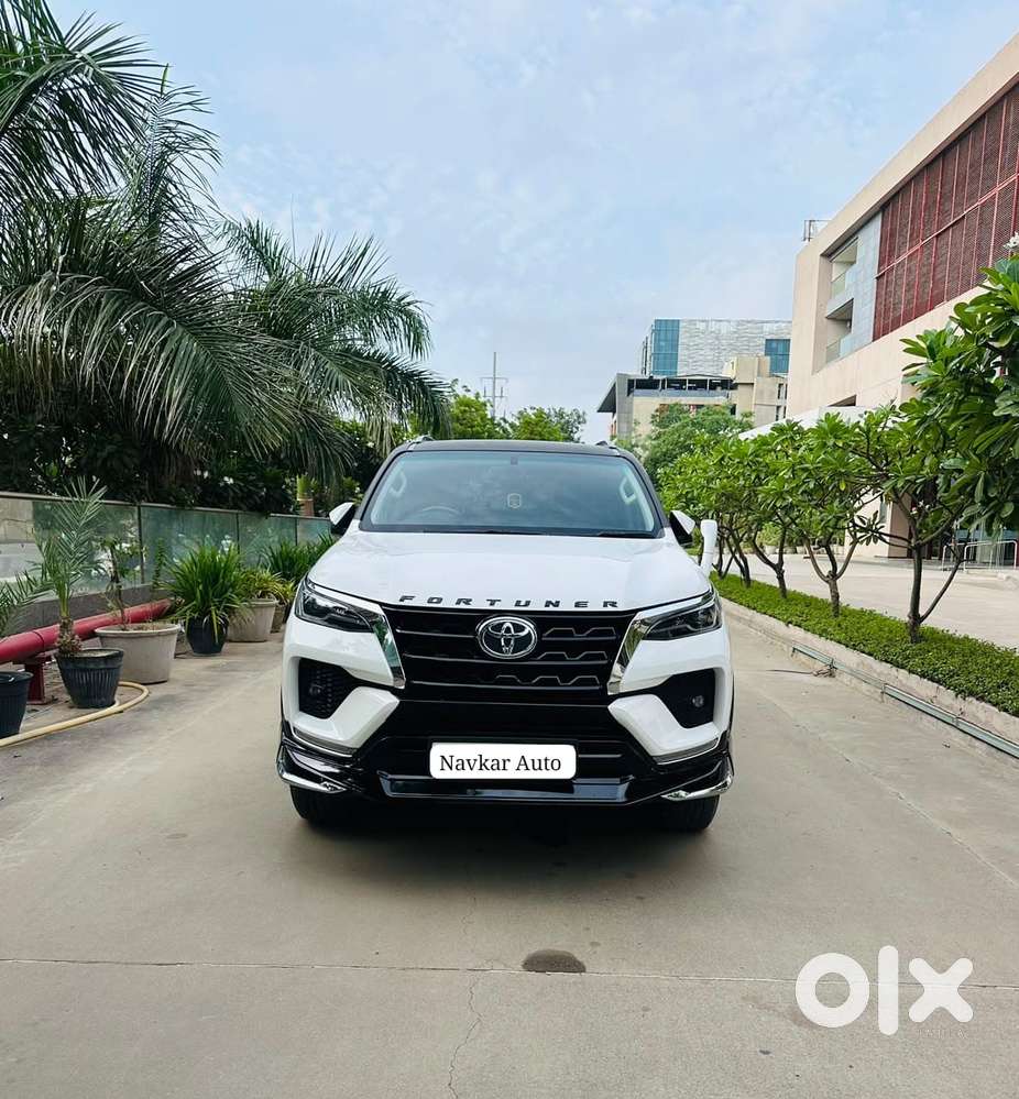 Toyota Fortuner Leader Edition (at), 2024, Diesel