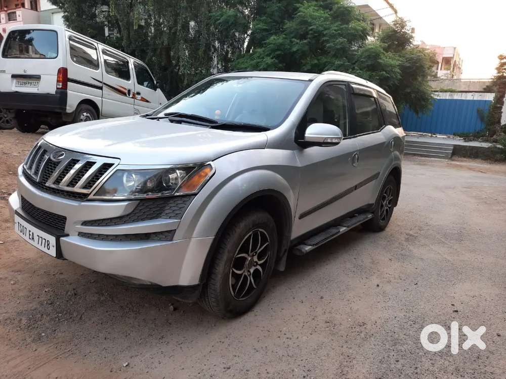 Xuv500 Very Good Maintened With Showroom Track