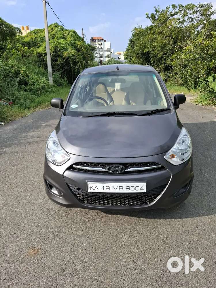 Hyundai I10 2011 Petrol 92700 Km Driven