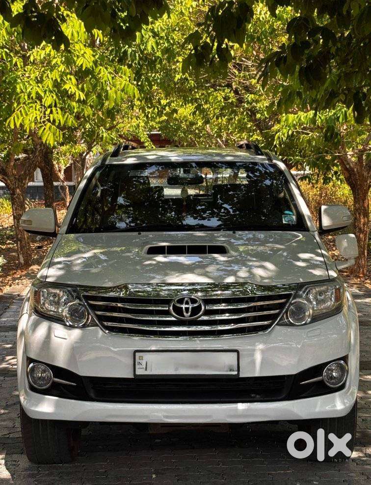 Toyota Fortuner 3.0 4x2 Automatic, 2015, Diesel