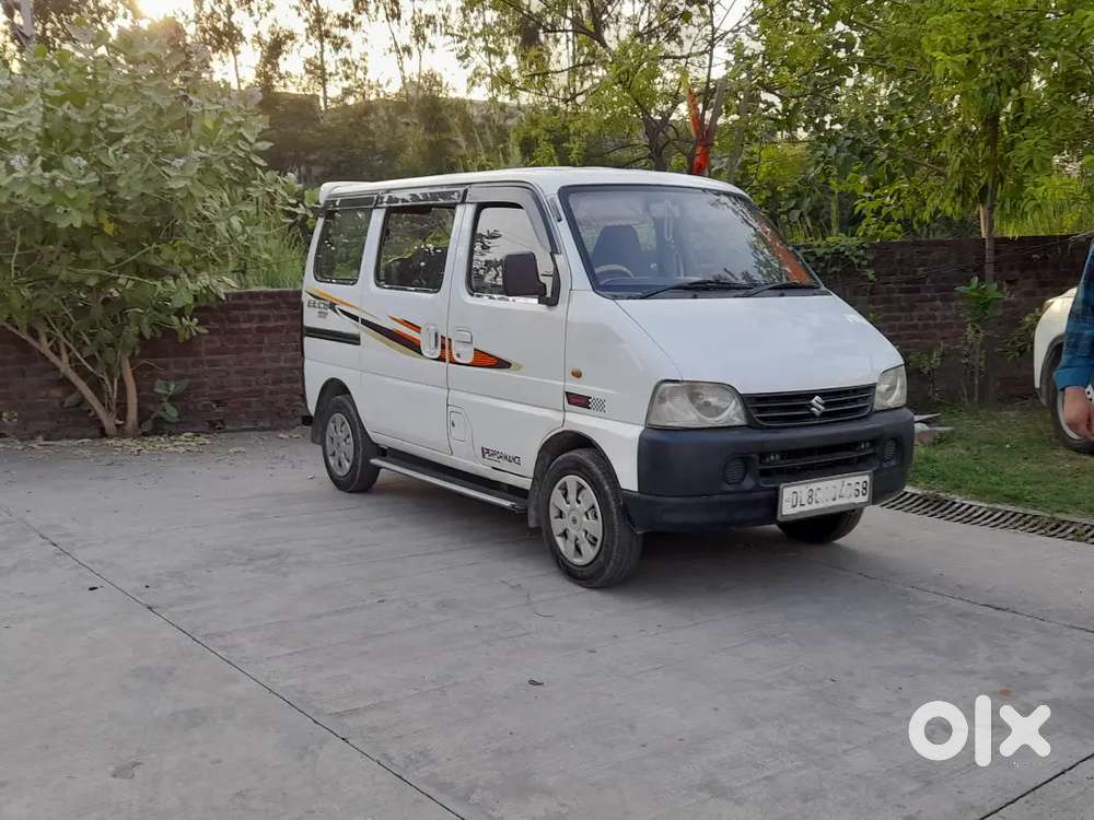 Maruti Suzuki Eeco Smiles 2017