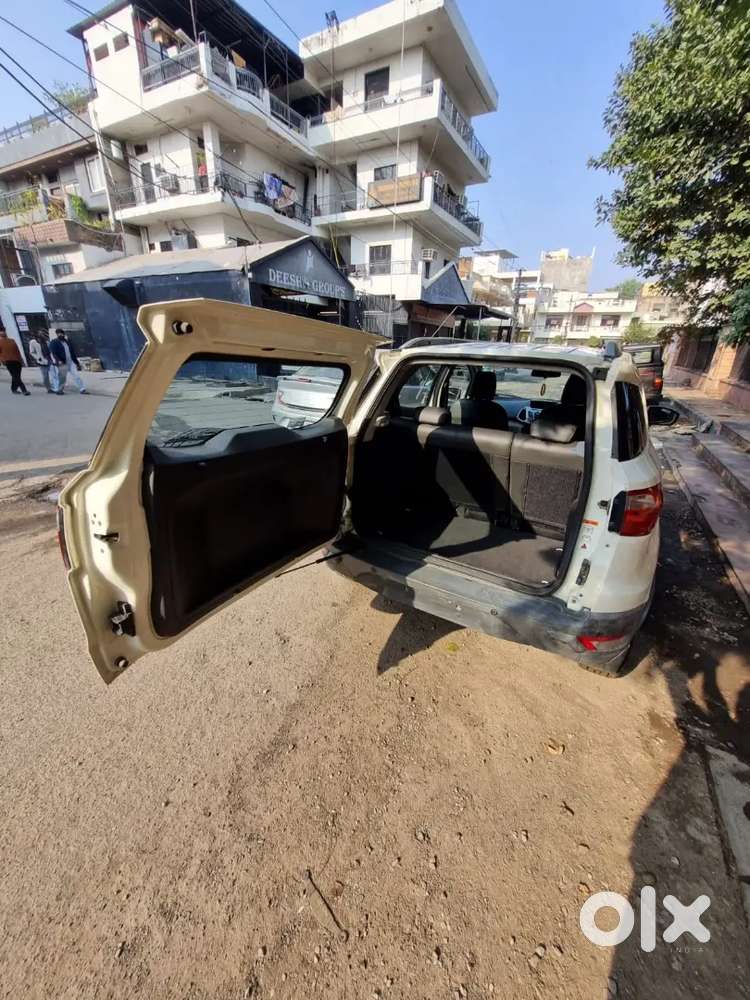 Ford Ecosport Top Model 1.5l Petrol Automatic, 70200 Km Driven