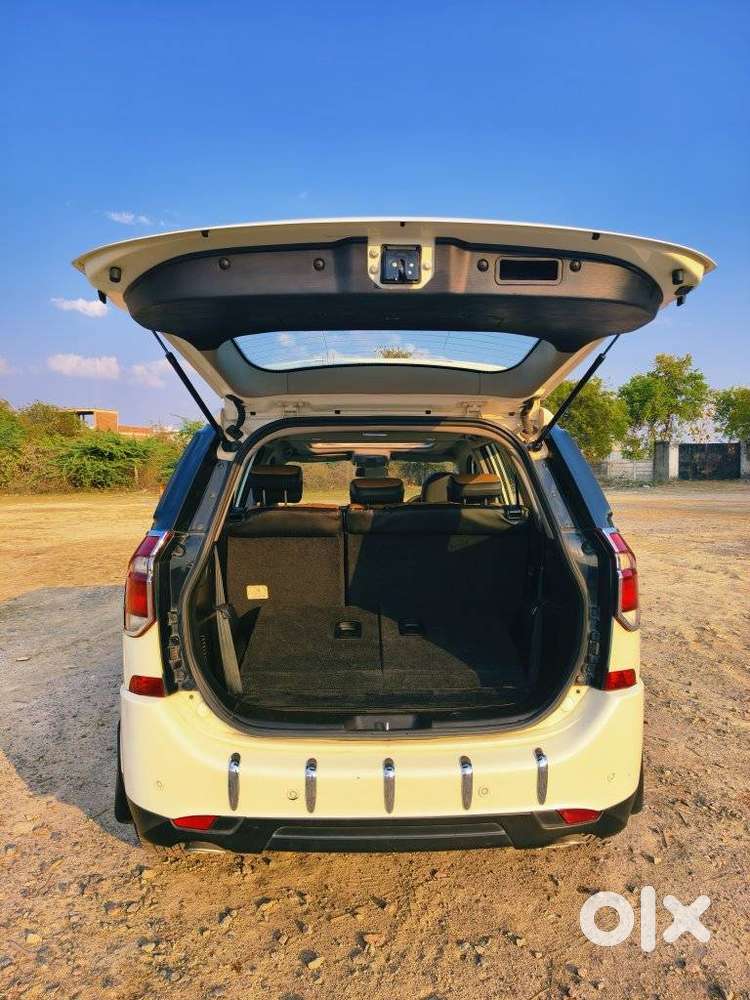 Mahindra Xuv500 W9, 2021, Diesel