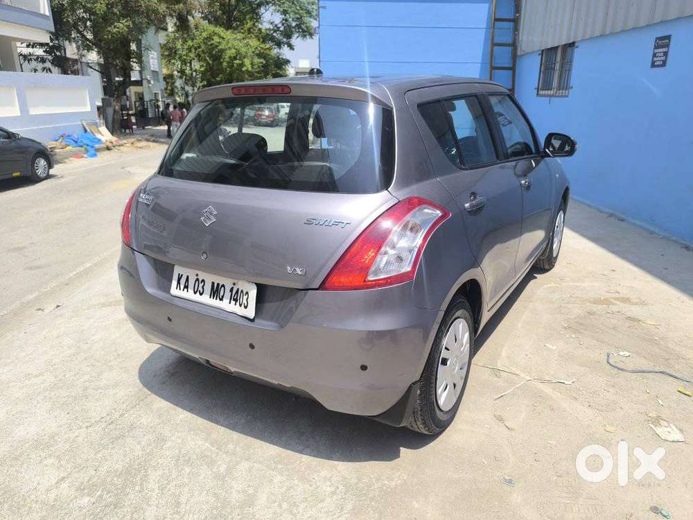 Maruti Suzuki Swift Vxi 1.2 Abs Bs-iv, 2012, Petrol