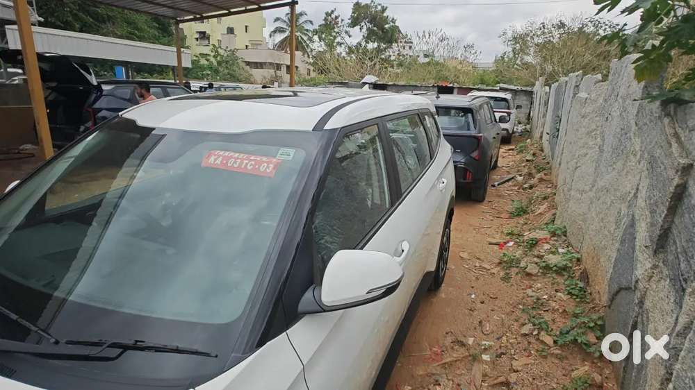 Kia Carens Hte  ( Ex) With Sunroof 2026