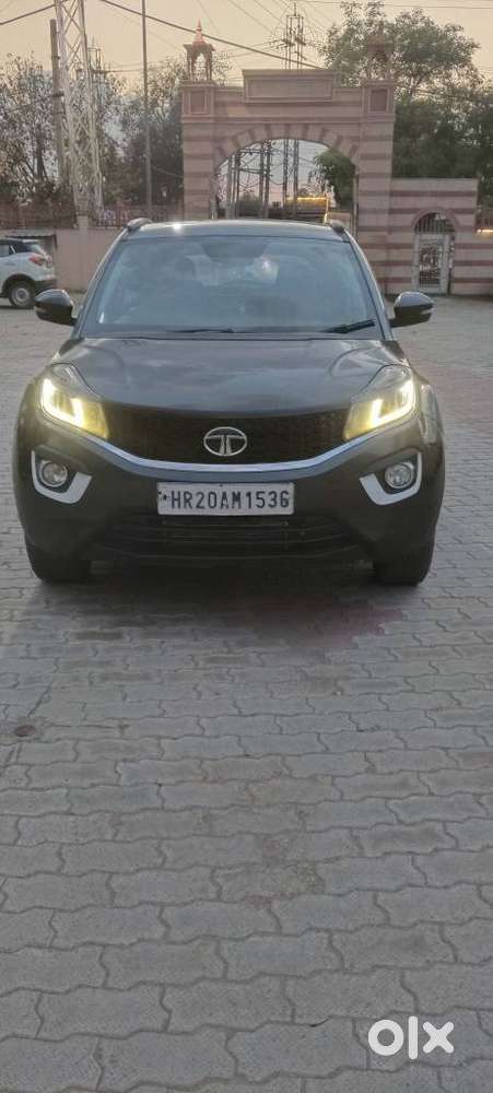 Tata Nexon 1.2 Revotron Xza Plus Dualtone, 2018, Diesel