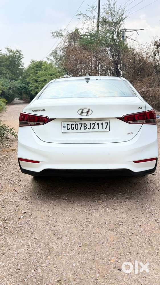 Hyundai Verna 1.6 Vtvt Sx, 2017, Petrol