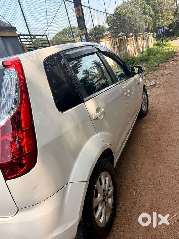 Ford Figo Diesel Titanium 2012