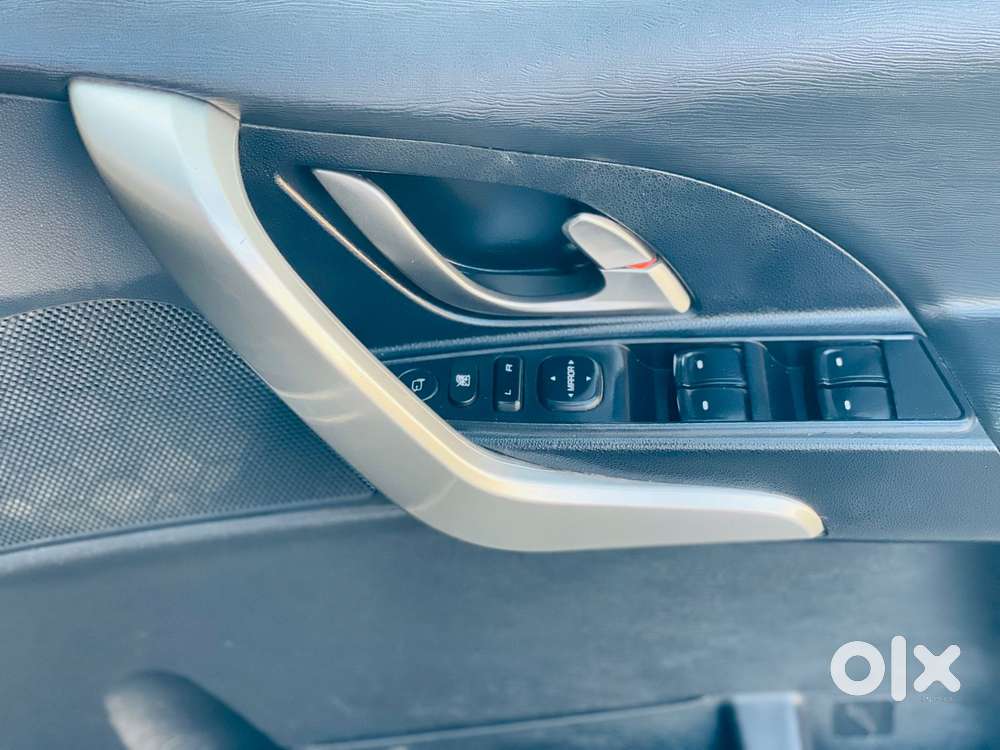 Mahindra Xuv500 W9 1.99, 2019, Diesel