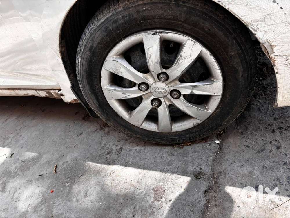Hyundai Car Petrol 2011