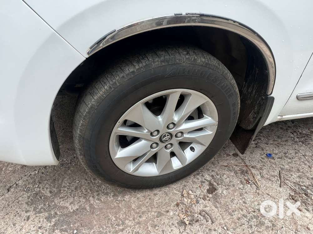 Toyota Innova Crysta 2017