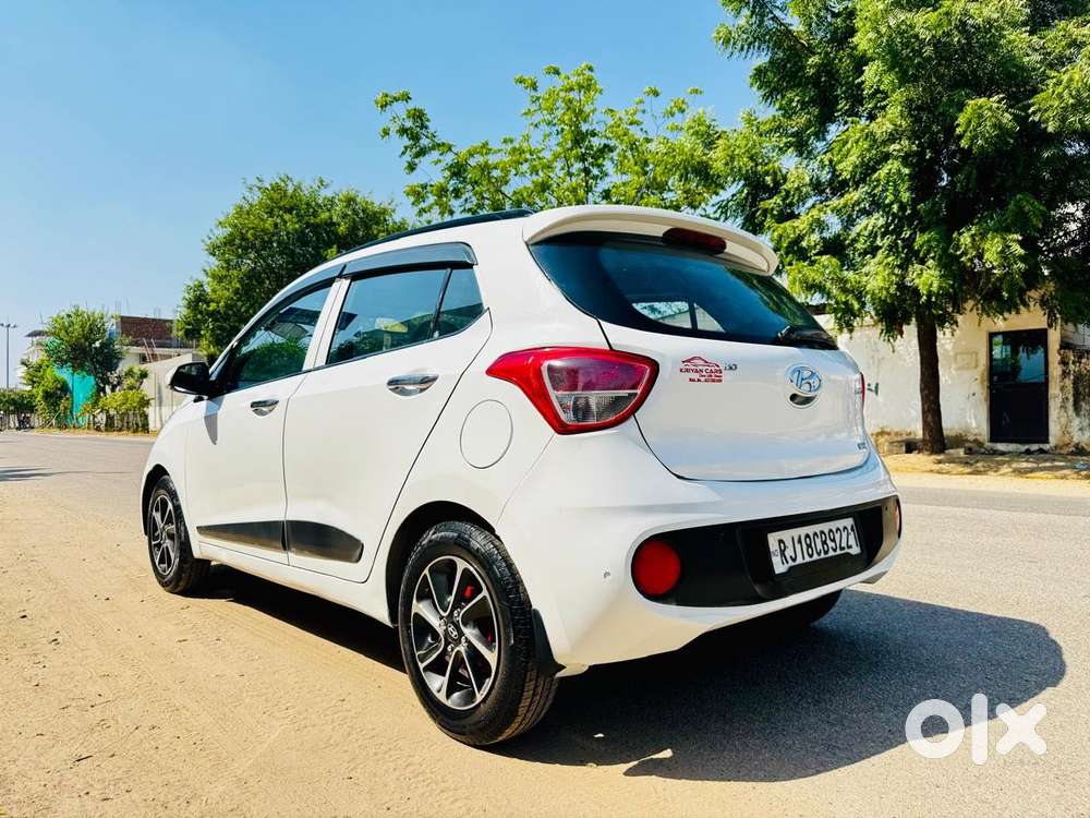 Hyundai Grand I10 Asta Option, 2017, Petrol
