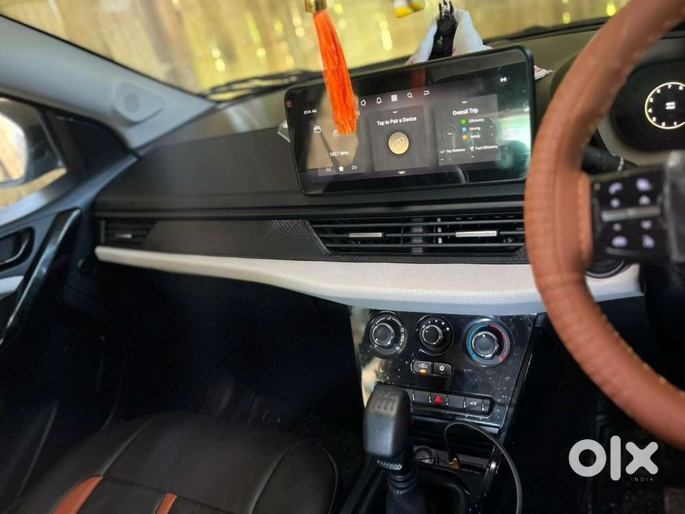 Tata Nexon 2025 Petrol 4800 Km Driven