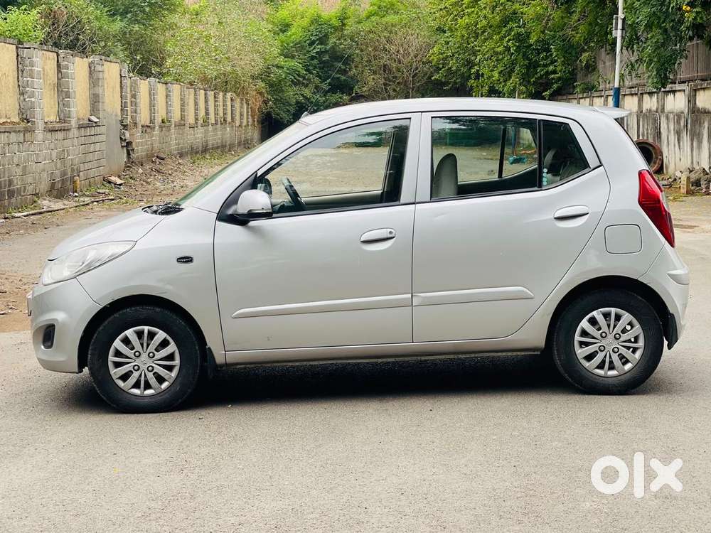 Hyundai I10 Sportz At, 2013, Petrol