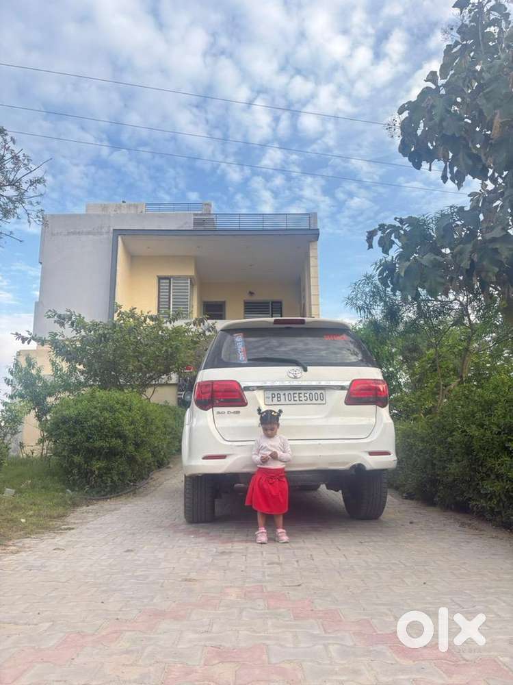 Toyota Fortuner 2015 Diesel Well Maintained