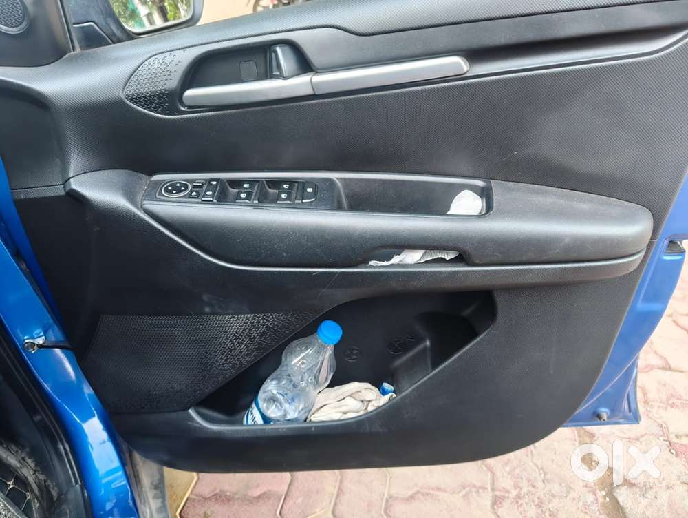 Kia Sonet Petrol 2021