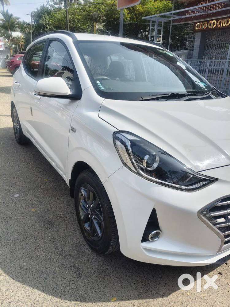Hyundai I10 Sportz At, 2022, Petrol