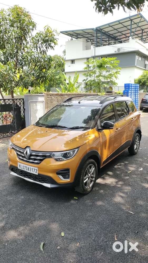 Renault Triber Rxz, 2023, Petrol