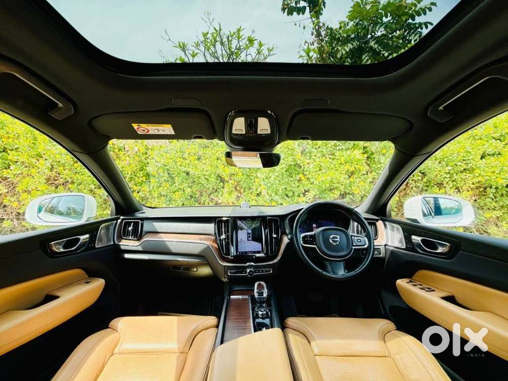 Volvo Xc60 D5 Awd Automatic, 2022, Petrol