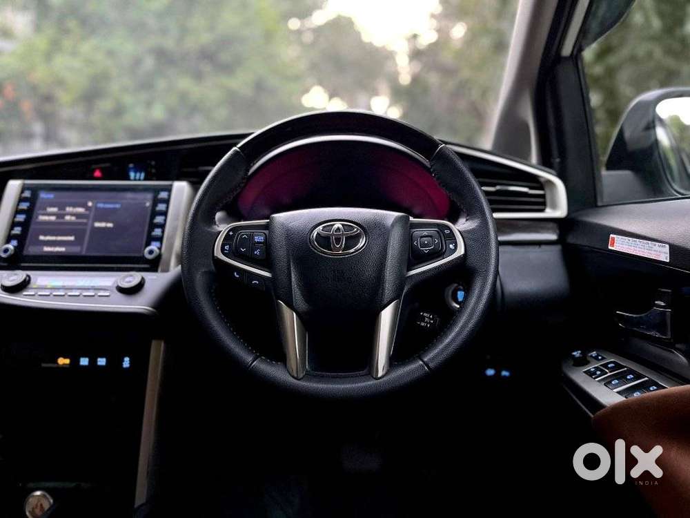 Toyota Innova Crysta [2020-ongoing] 2.4 Zx At 7 Str, 2022, Diesel