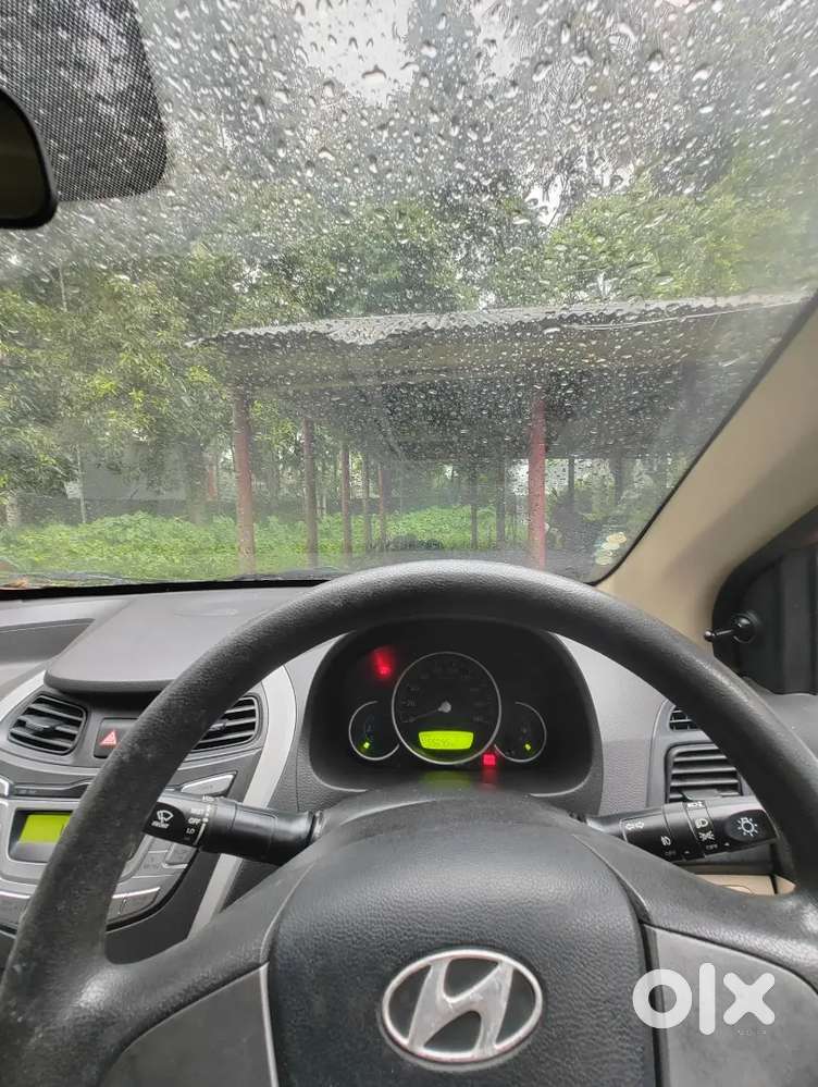 Hyundai Eon Sportz Petrol 2014