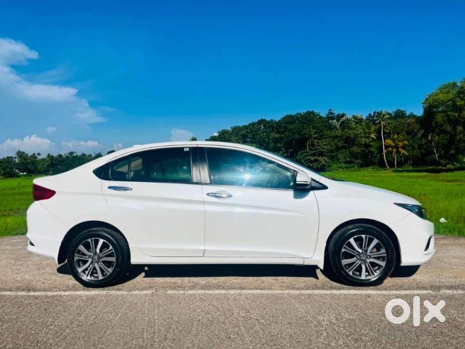Honda City I-vtec V, 2017, Petrol