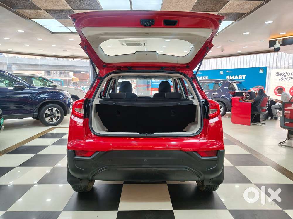 Mahindra Xuv300 W6, 2023, Petrol