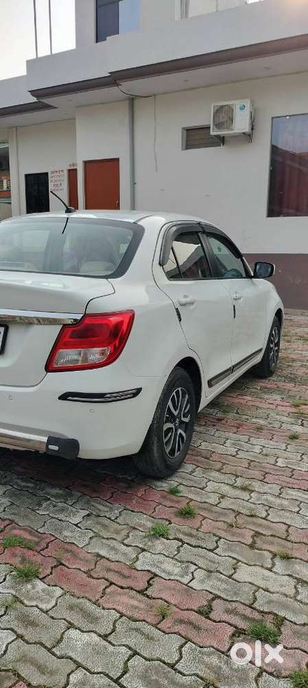 Maruti Suzuki Dzire Vxi Ags, 2022, Cng & Hybrids