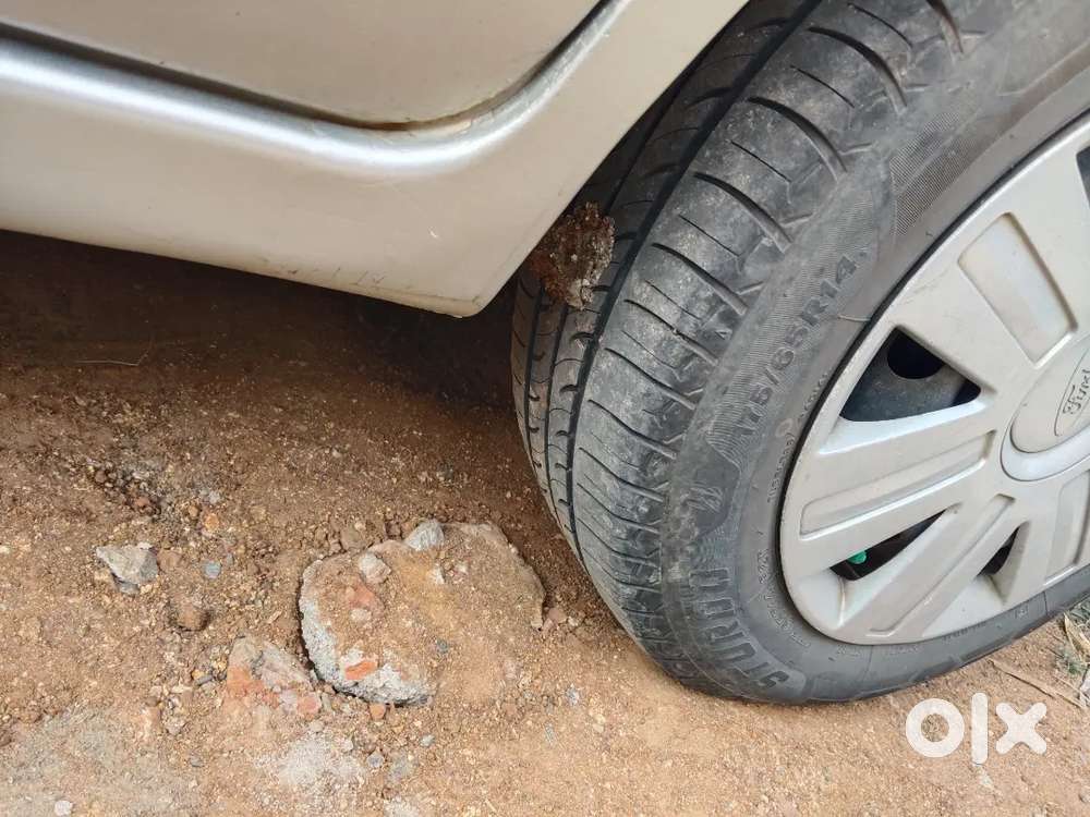 Ford Figo 2011 Diesel 130000 Km Driven