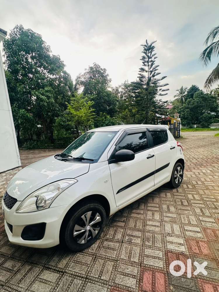 Swift Maruti Petrol 2015 Year