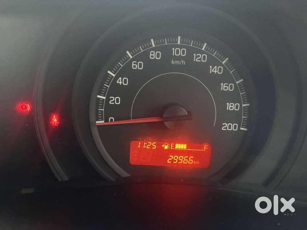Maruti Suzuki Swift Lxi Optional-o, 2020, Petrol