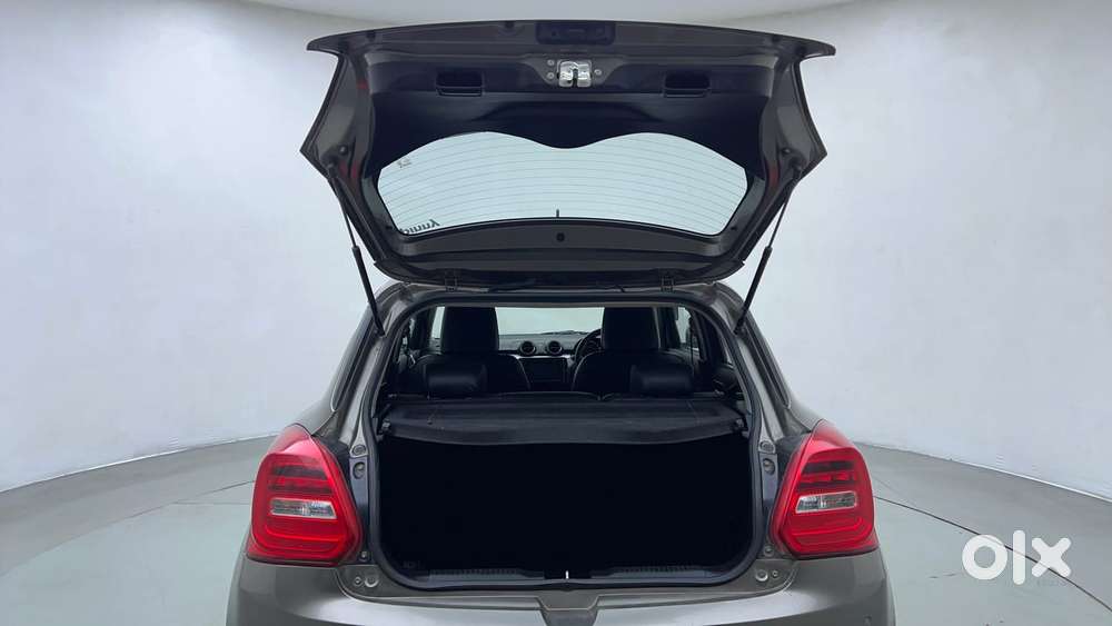 Maruti Suzuki Swift 1.3 Zxi, 2022, Petrol
