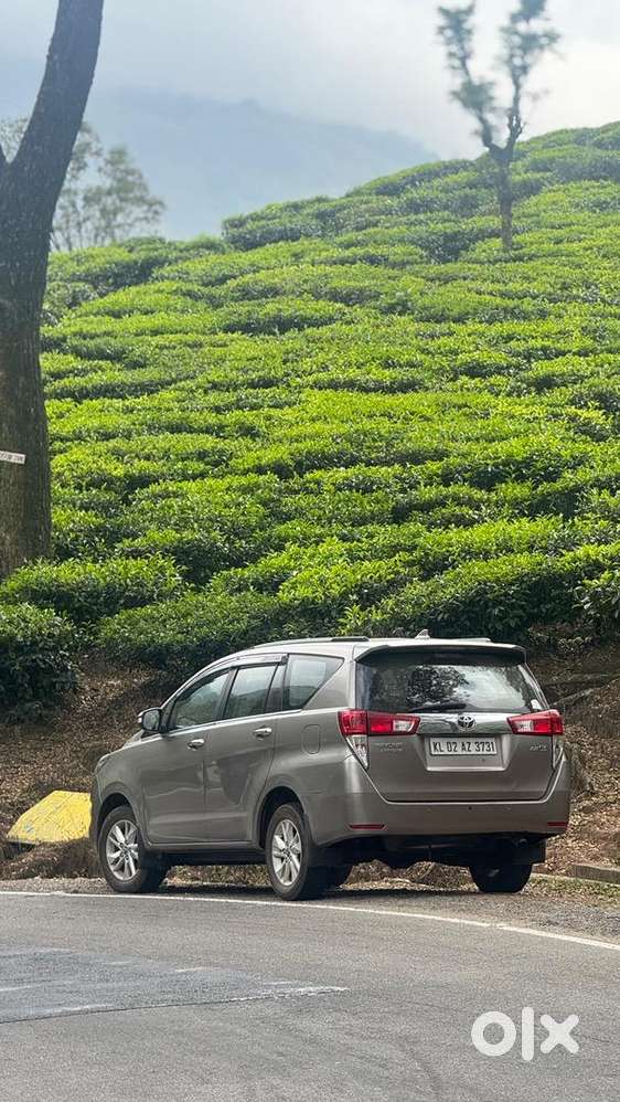 Toyota Innova Crysta 2016 Diesel Well Maintained