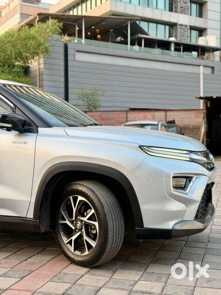 Toyota Urban Cruiser Hyryder 1.5 V Hybrid, 2023, Petrol