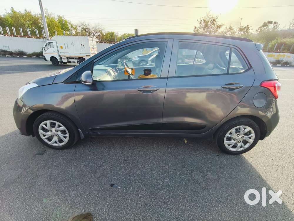 Hyundai Grand I10 Sportz(o) 1.2 Mt, 2017, Petrol