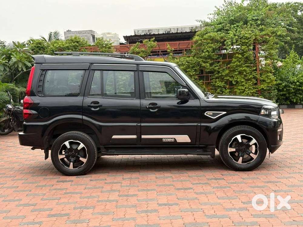 Mahindra Scorpio Classic 2.2 S 11 Mt 7 Str, 2023, Diesel