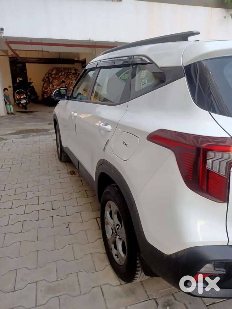 Kia Seltos 2023 Petrol 22000 Km Driven