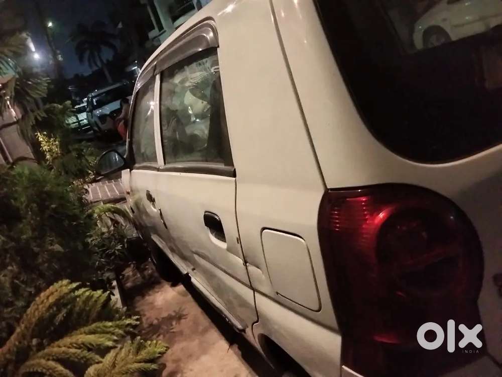 Maruti Suzuki Alto    2010