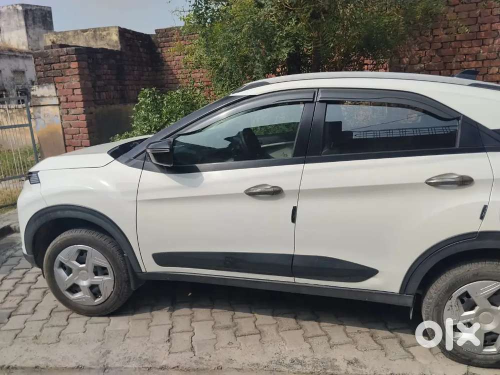 Title:- Tata Nexon 2024 Model | Only 10,600 Km Driven | Under Warranty