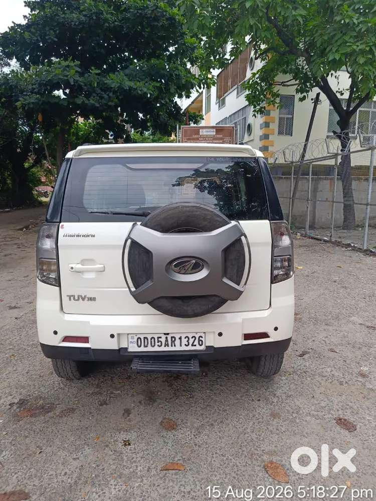 Mahindra Tuv 300 2019