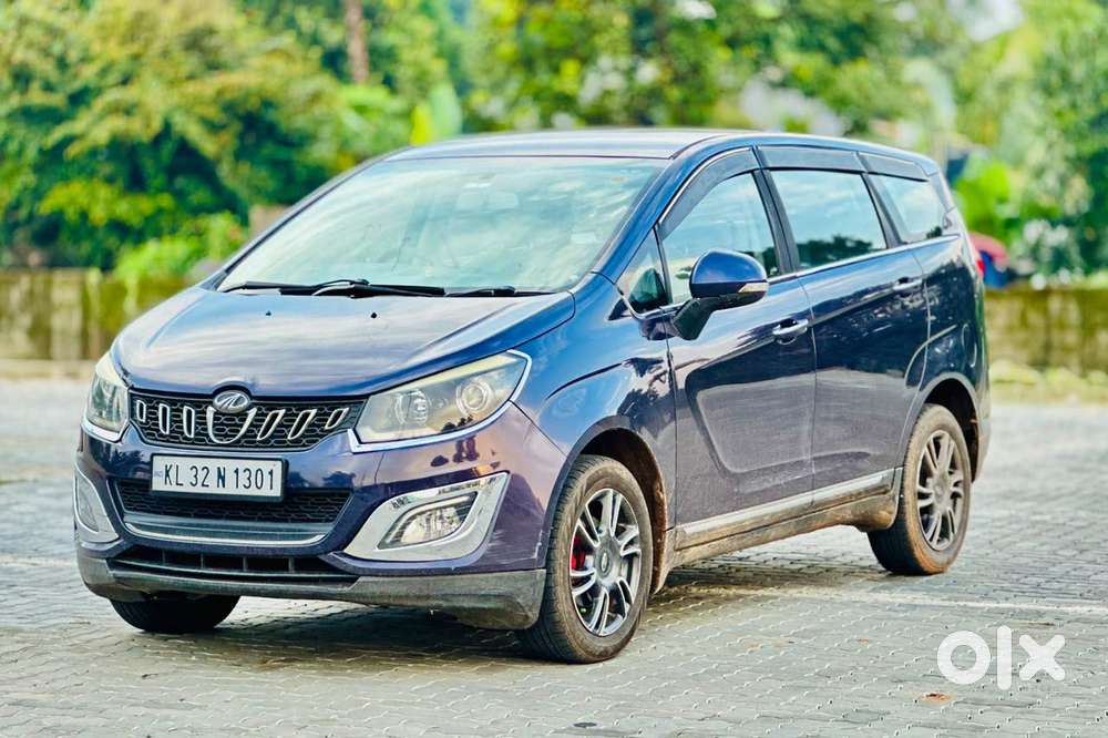 Mahindra Marazzo M8, 2018, Diesel