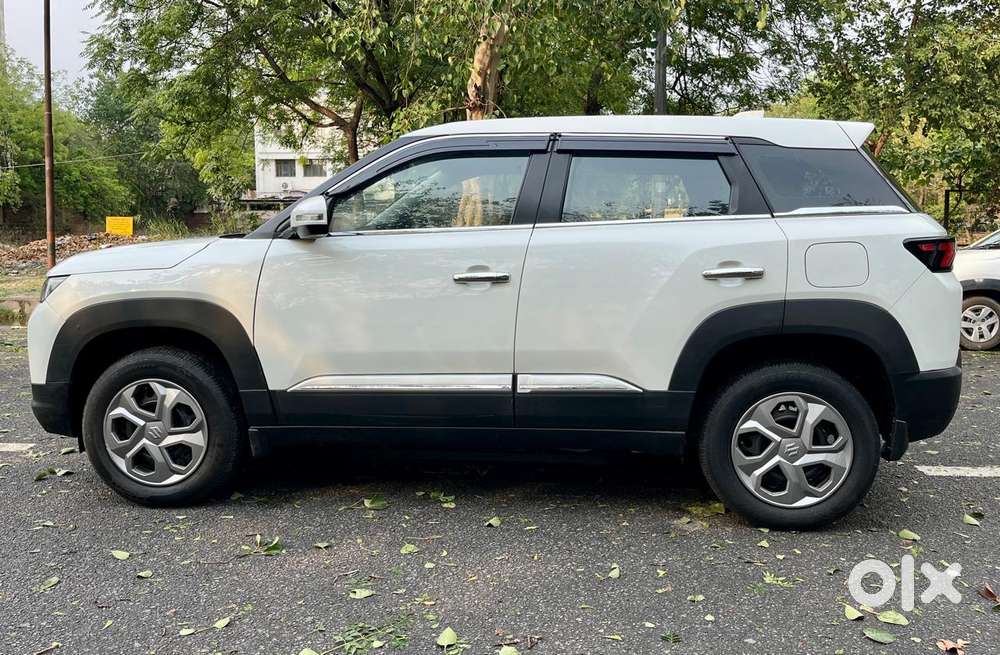 Maruti Suzuki Brezza 1.5 Vxi Cng, 2024, Cng & Hybrids