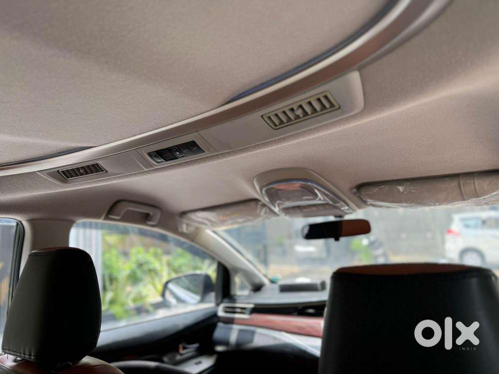 Toyota Innova Crysta